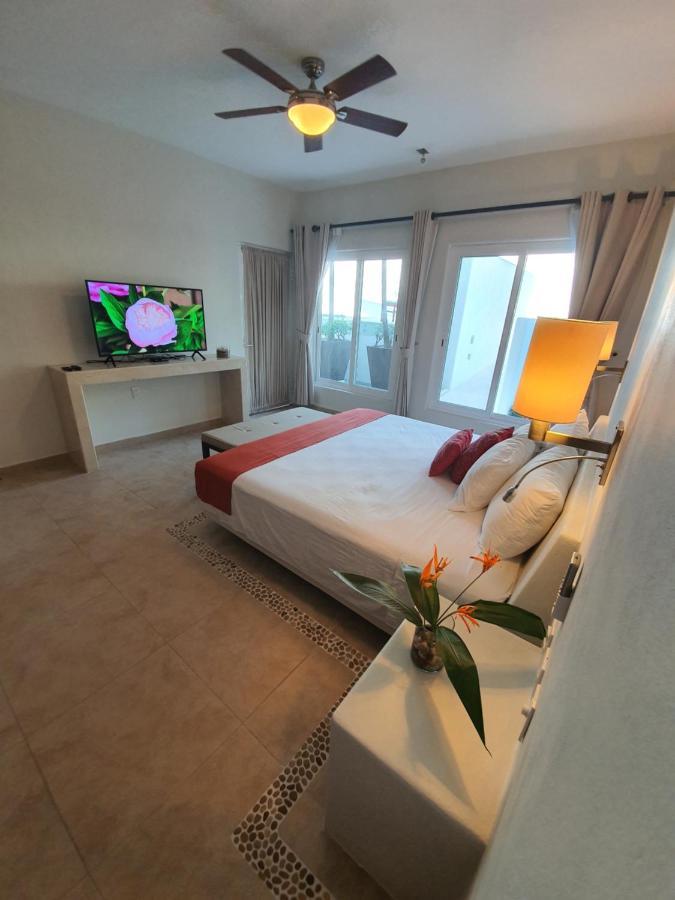 Lydmar Boutique Hotel Сиуатанехо Екстериор снимка