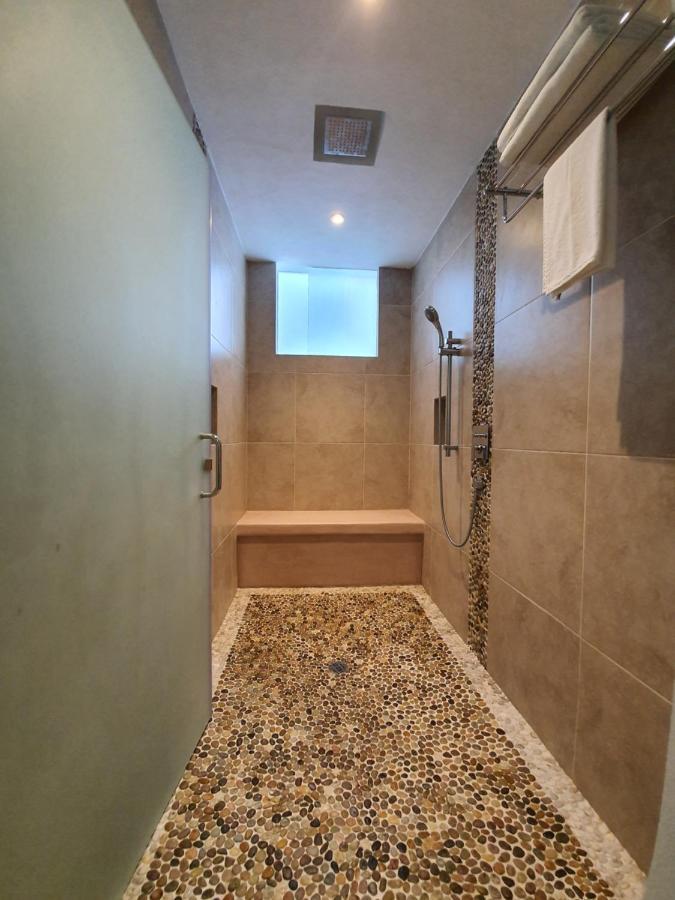Lydmar Boutique Hotel Сиуатанехо Екстериор снимка